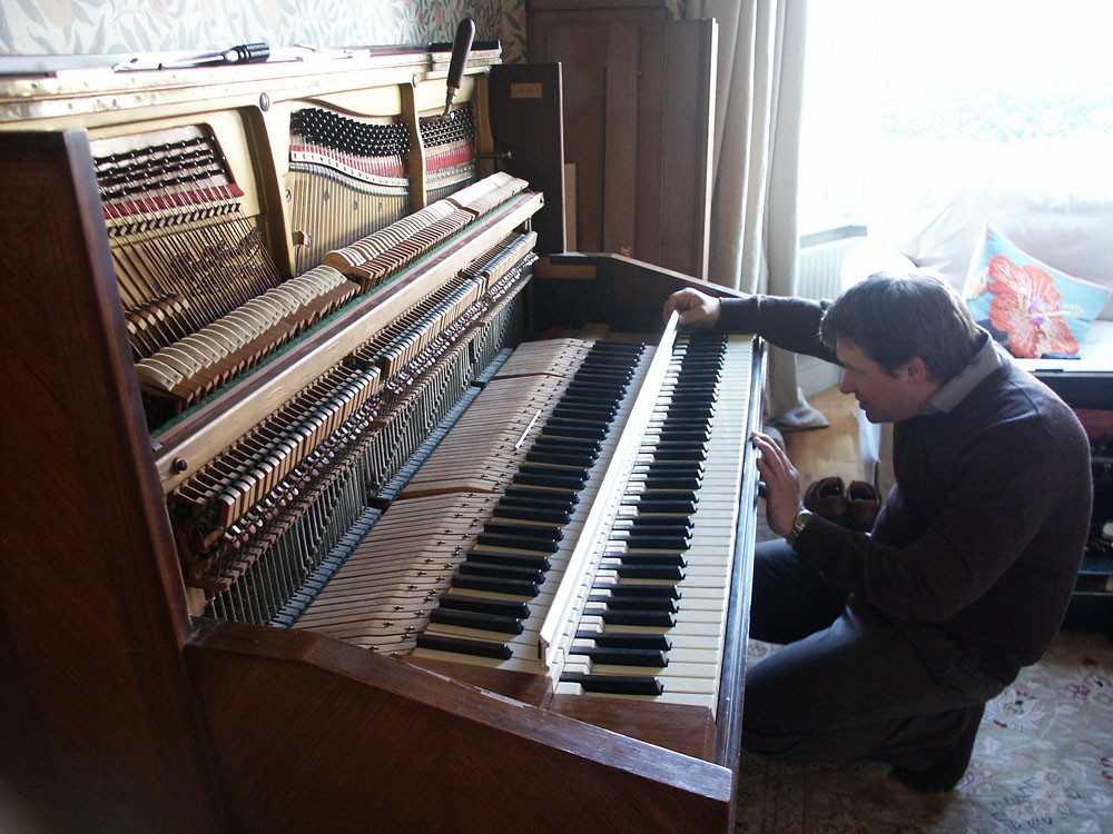 More on the Moor double keyboard piano